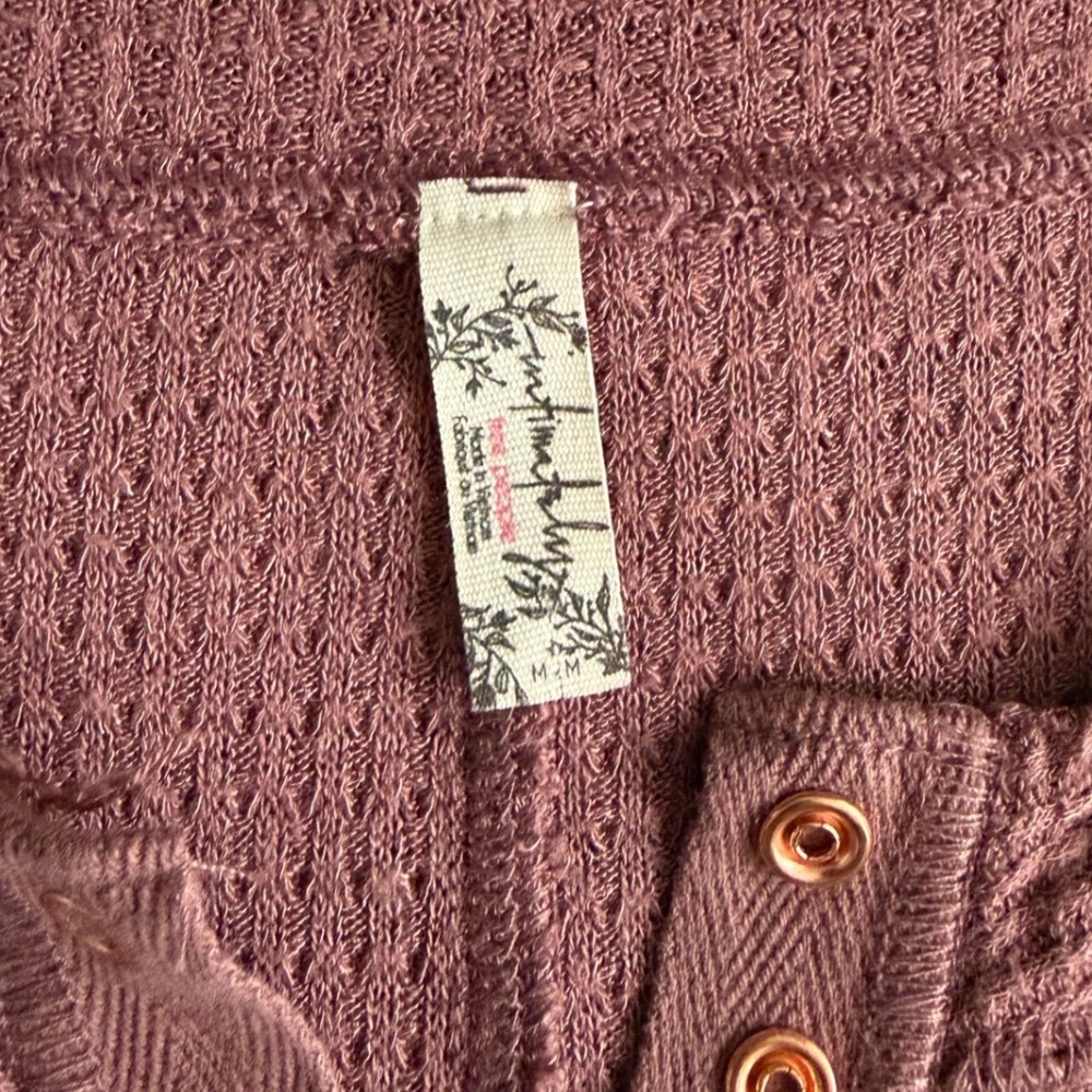 Free People Mauve Waffle Knit Long Sleeve Henley - Picture 4 of 4